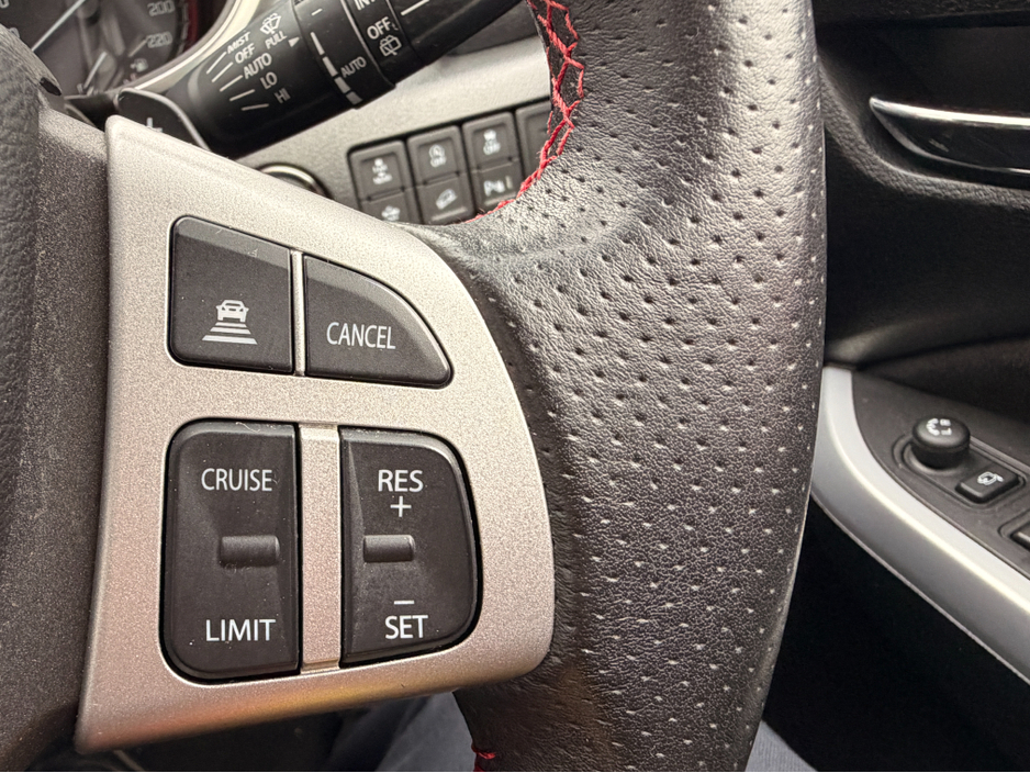 2017 Suzuki Vitara - image 15