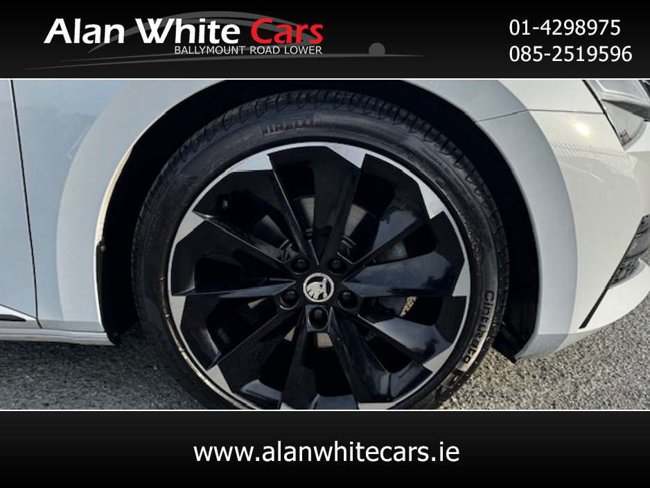 2023 Skoda Superb - image 38