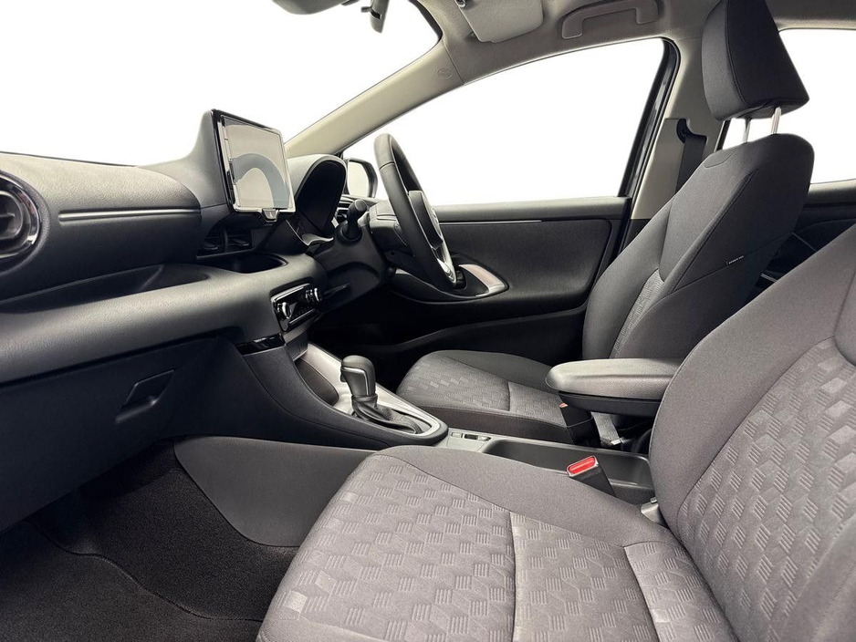 2026 Mazda Mazda2 - image 2