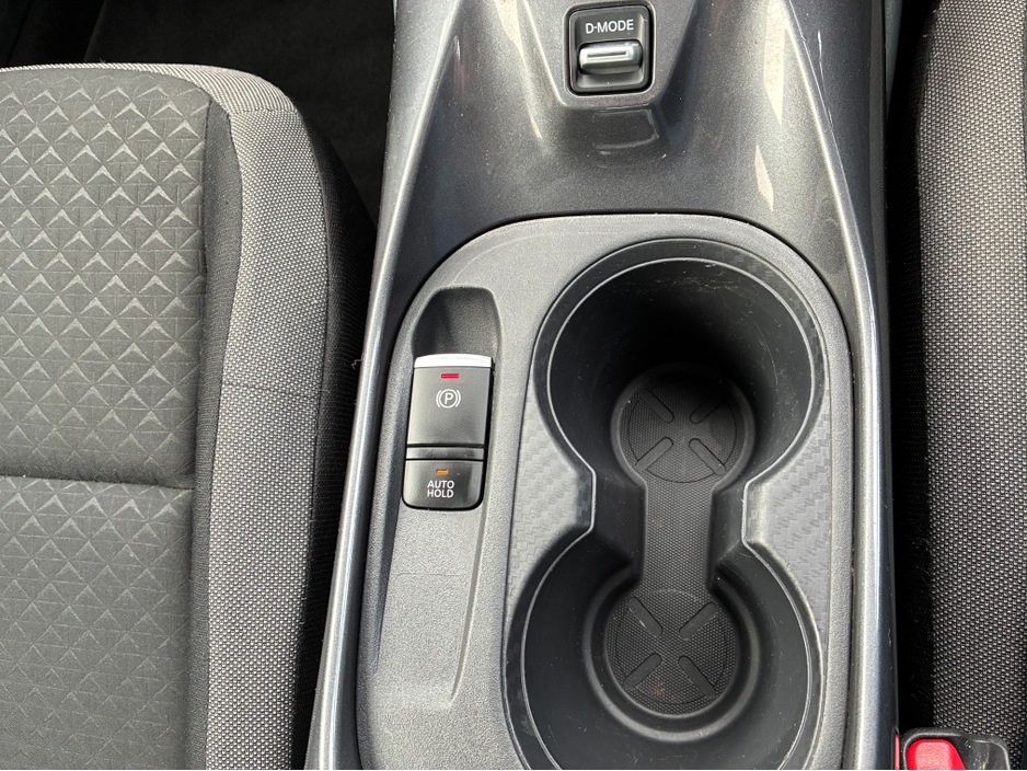 2021 Nissan Juke - image 21