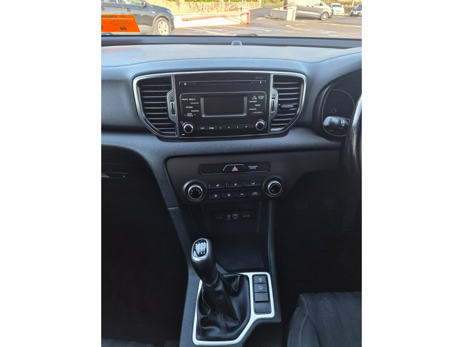 2016 Kia Sportage - image 12