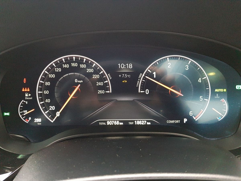 2019 BMW 6 Series - image 9