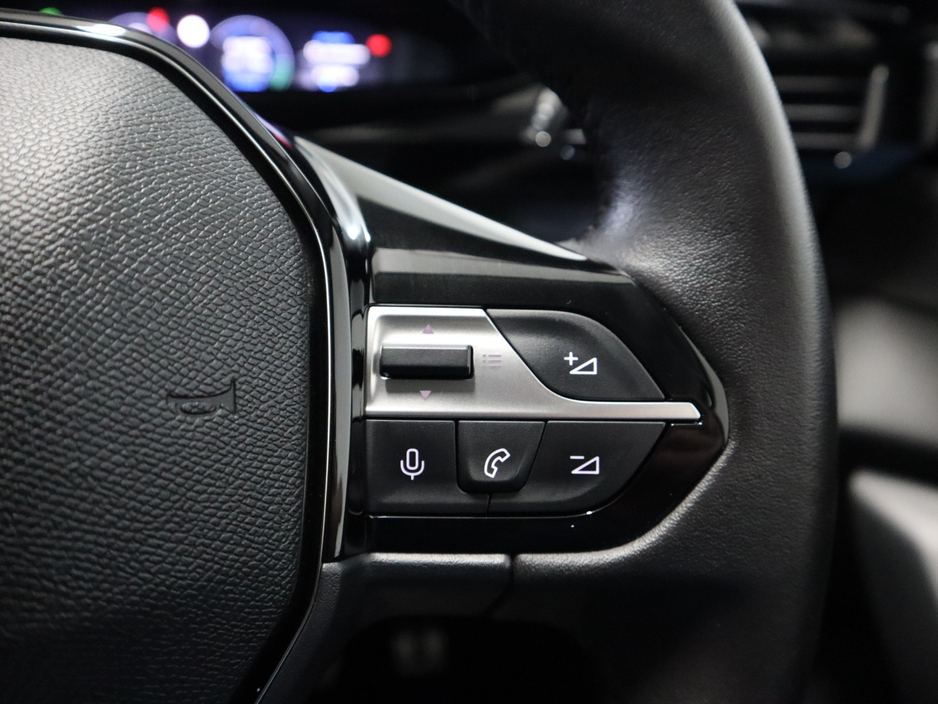 2024 Peugeot 408 *64* ALLURE S/S PHEV AUTO €29,950