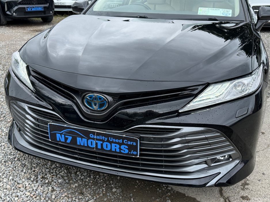 2021 Toyota Camry - image 11