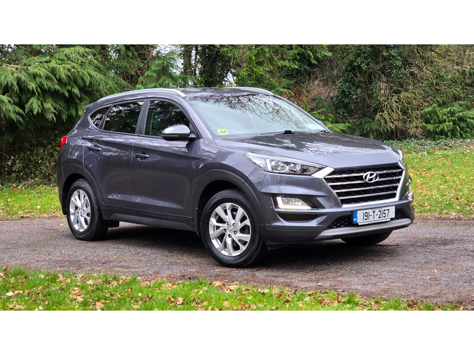 2019 Hyundai Tucson - image 2
