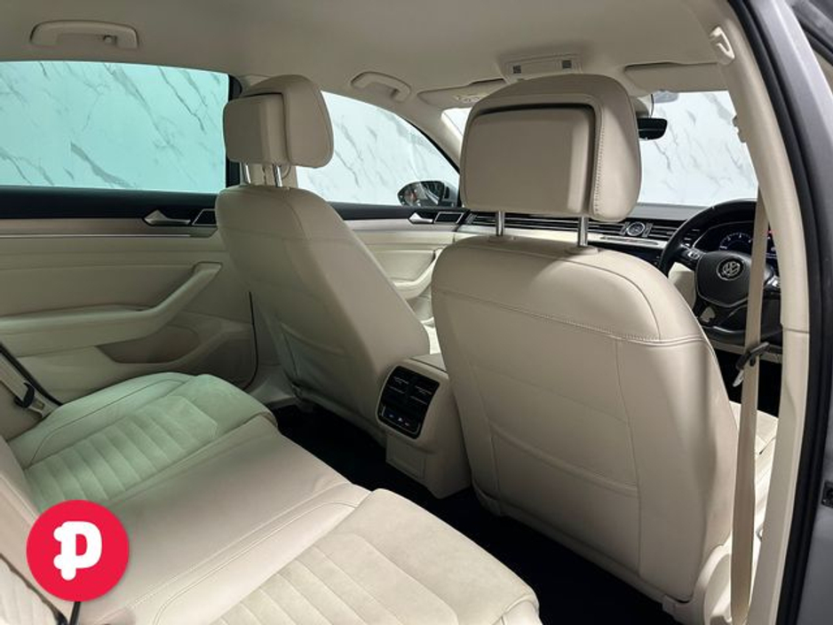 2018 Volkswagen Passat Highline 1.6TDI 120HP 4DR - Straight Sale Discount €19,950