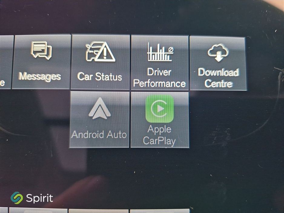 2022 Volvo XC90 - image 10