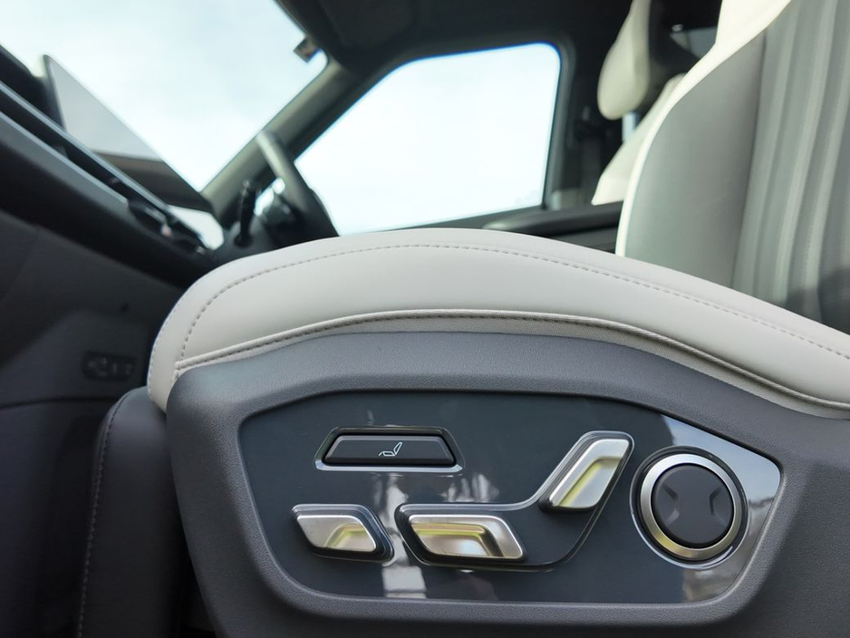 2026 Kia EV9 - image 14