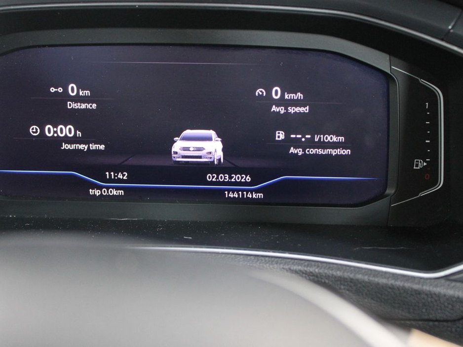 2019 Volkswagen T-Roc - image 17