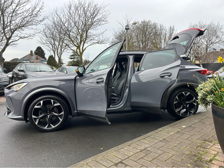 2021 Cupra Formentor - image 8