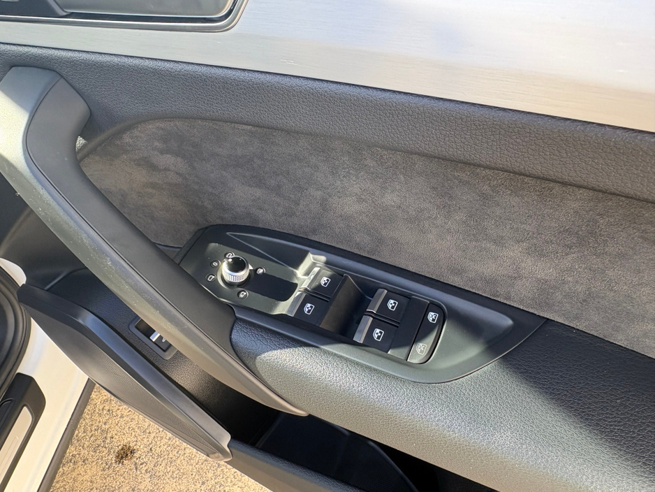 2020 Audi Q5 Quattro S-Line 40 TDi €39,950