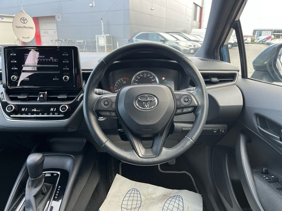 2020 Toyota Corolla - image 9