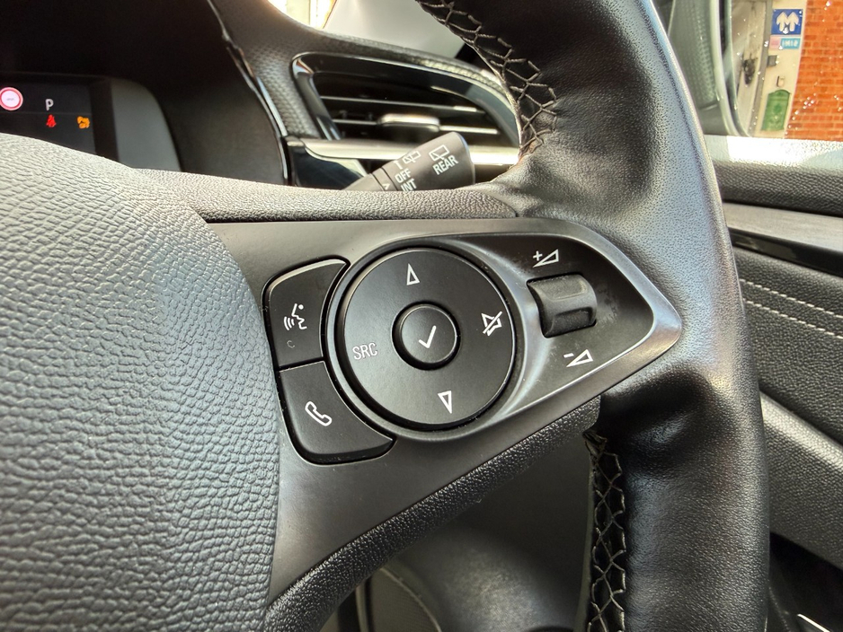 2022 Opel Corsa - image 19