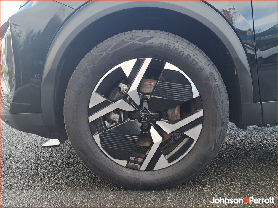 2025 Peugeot 2008 - image 14