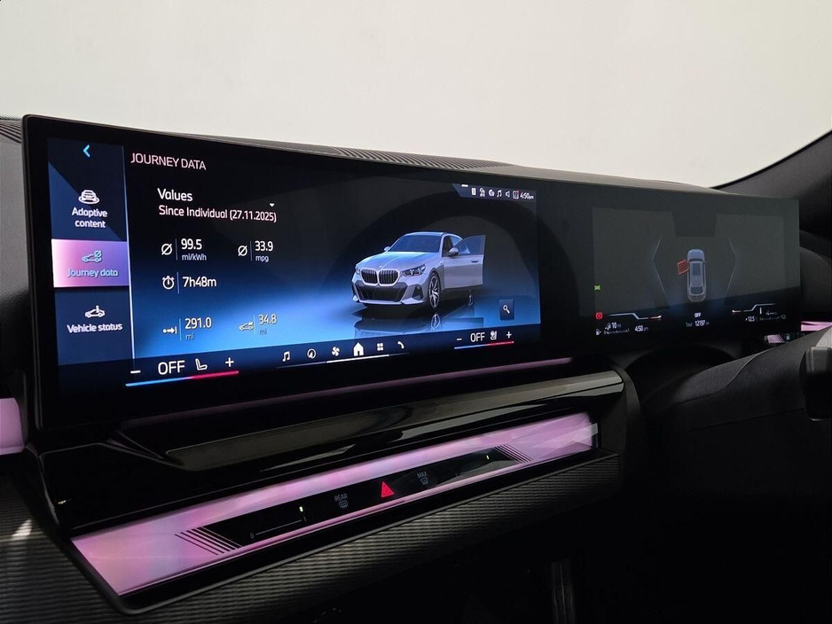 2025 BMW 5 Series - image 8