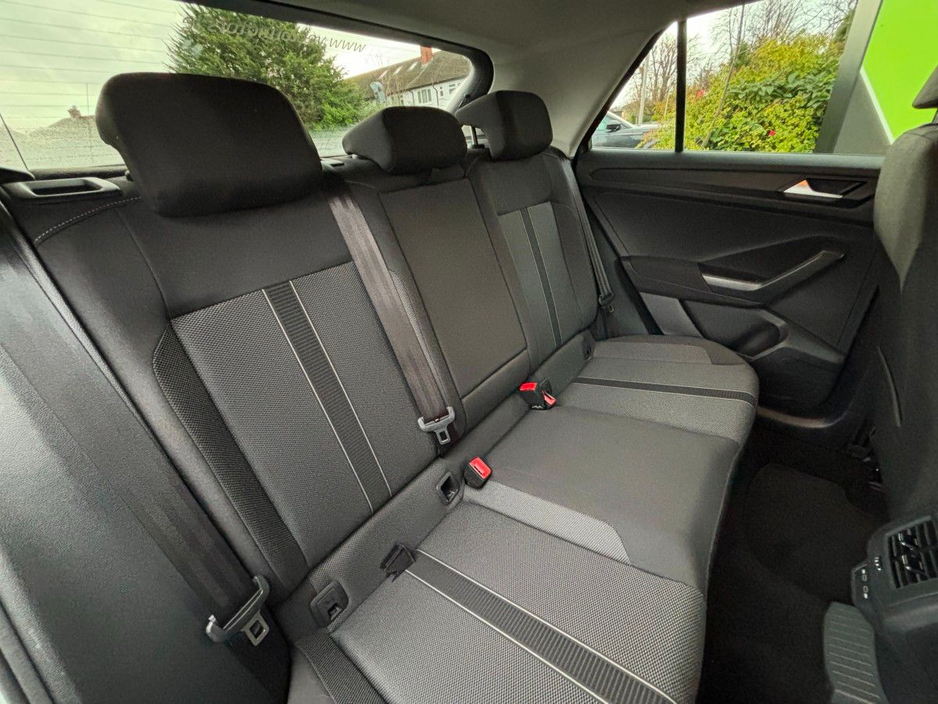 2024 Volkswagen T-Roc EDITION €28,495