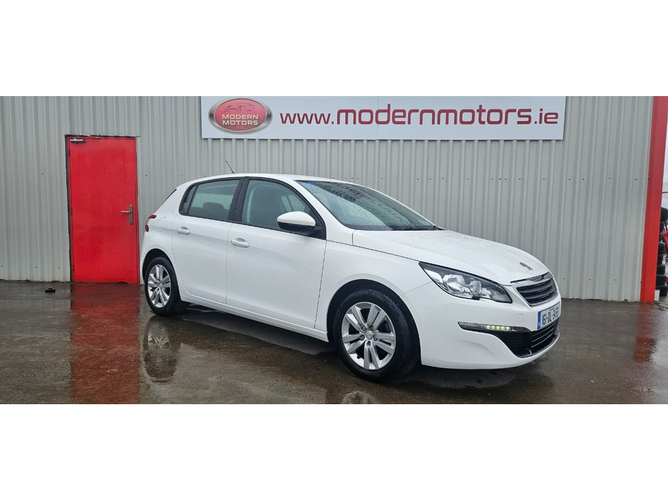 2016 Peugeot 308 - image 18