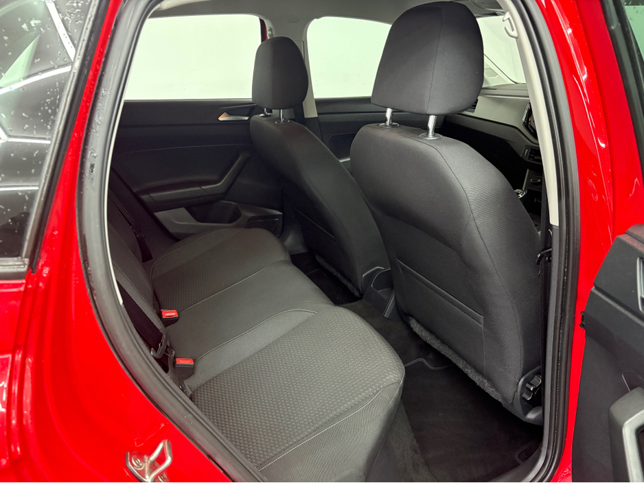 2018 Volkswagen Polo - image 16