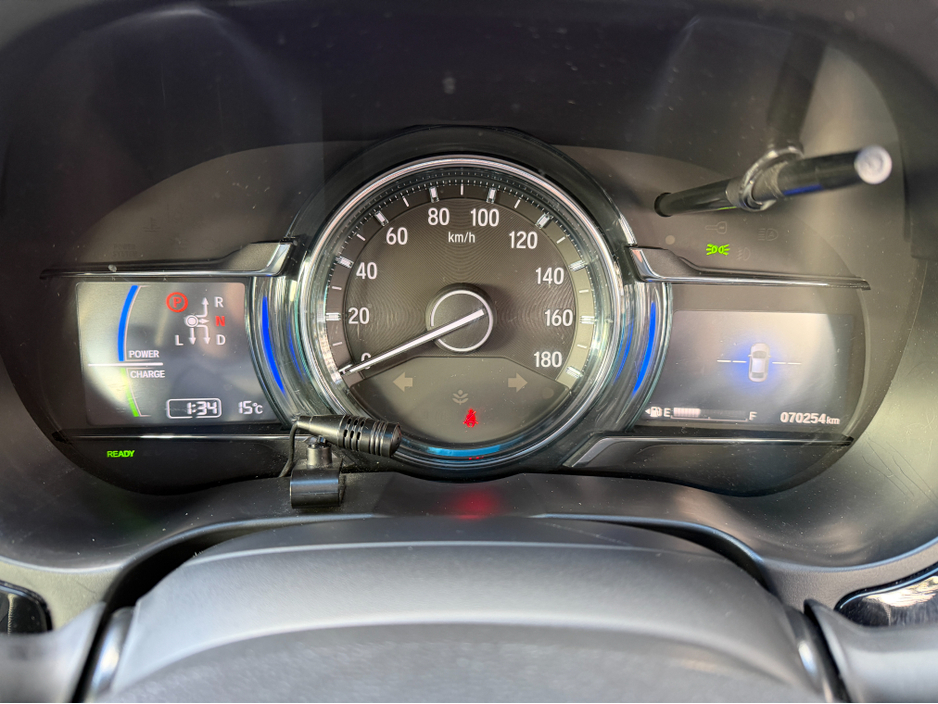 2020 Honda Grace - image 16