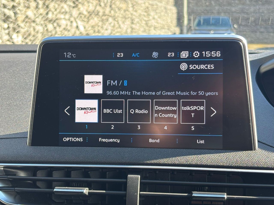 2019 Peugeot 3008 - image 17