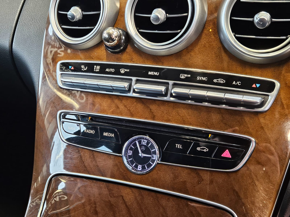 2015 Mercedes-Benz C Class - image 11