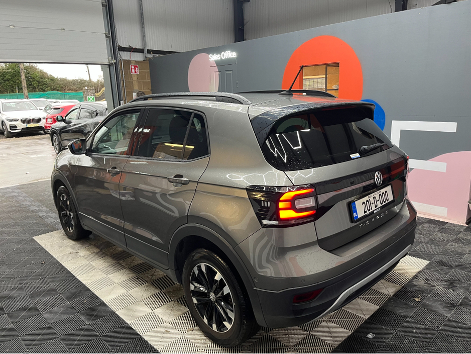 2020 Volkswagen T-Cross €21950! 2020 VOLKSWAGEN T-CROSS TSI FIRST 1.0 AUTOMATIC / CRUISE CONTROL / REVERSE CAMERA AND MORE €21,950