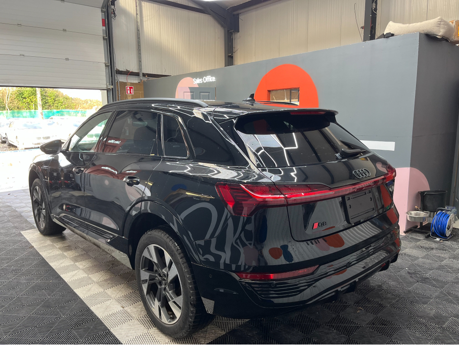 2024 Audi Q8 e-tron €64950 2024 AUDI Q8 E-TRON 55 QUATTRO S-LINE AUTOMATIC / CRUISE CONTROL / 360° CAMERA / ELECTRIC MEMORY & HEATED SEATS / PADDLE SHIFTERS / AMBIENT LIGHTS / APPLE CARPLAY / HEATED REAR SEATS €64,950