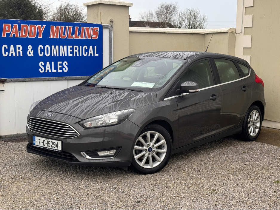 2017 Ford Focus - image 3