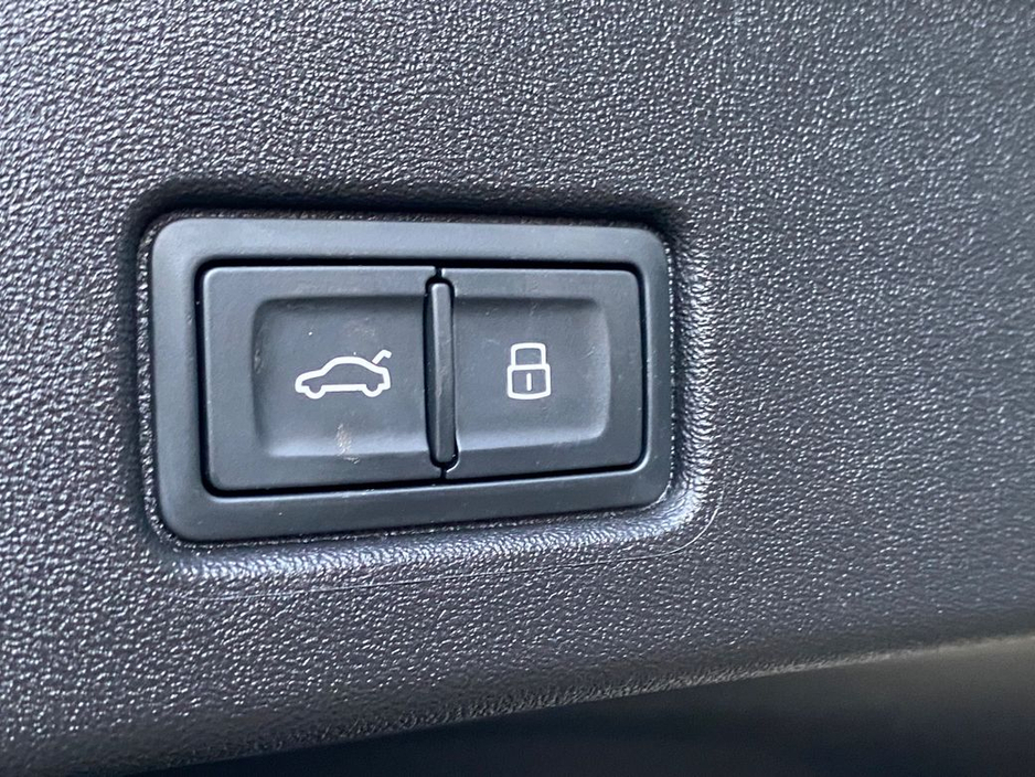 2024 Audi Q4 e-tron - image 8