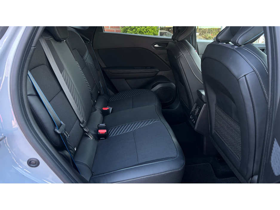 2025 Renault Symbioz - image 21