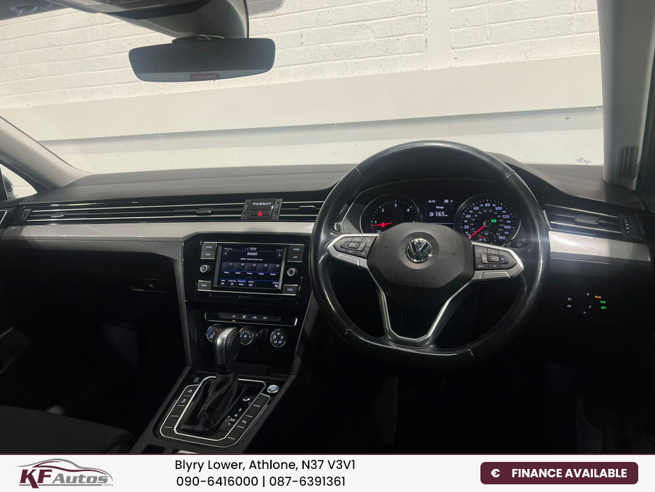 2020 Volkswagen Passat - image 21