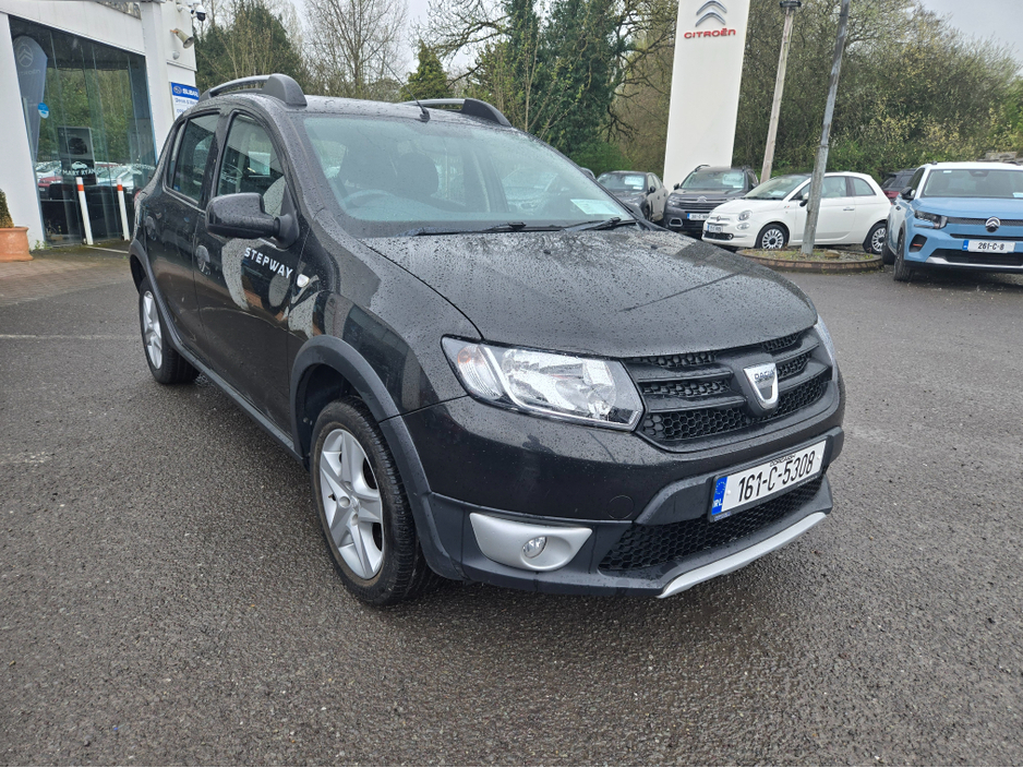 2016 Dacia Sandero - image 6
