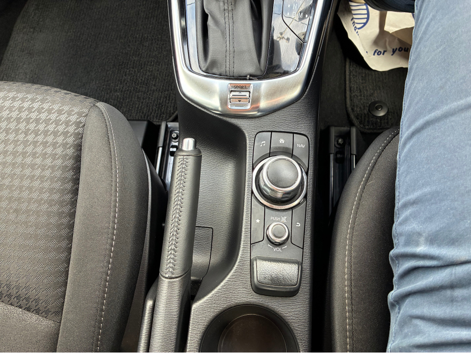 2017 Mazda Demio - image 17