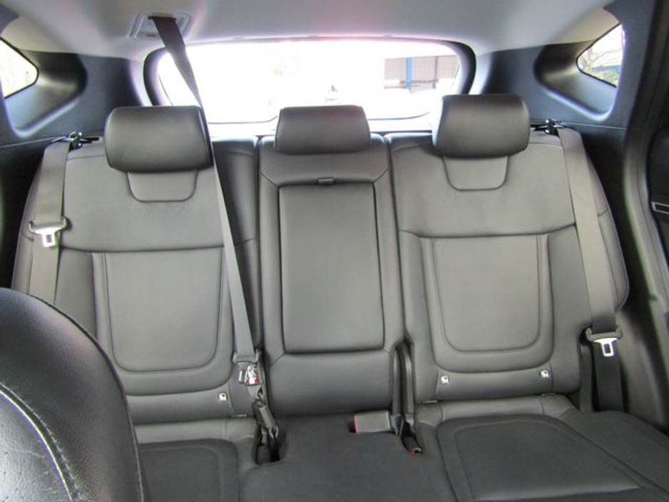 2022 Hyundai Tucson - image 18