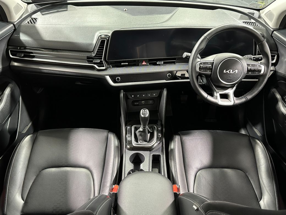 2025 Kia Sportage - image 9