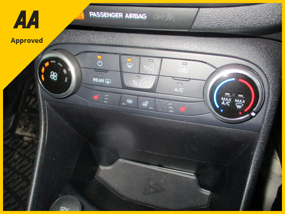 2023 Ford Fiesta ACTIVE TURBO HIGH SEATING HIGH SPEC WITH HEATED SEATS WITH LOW KMS €23,950