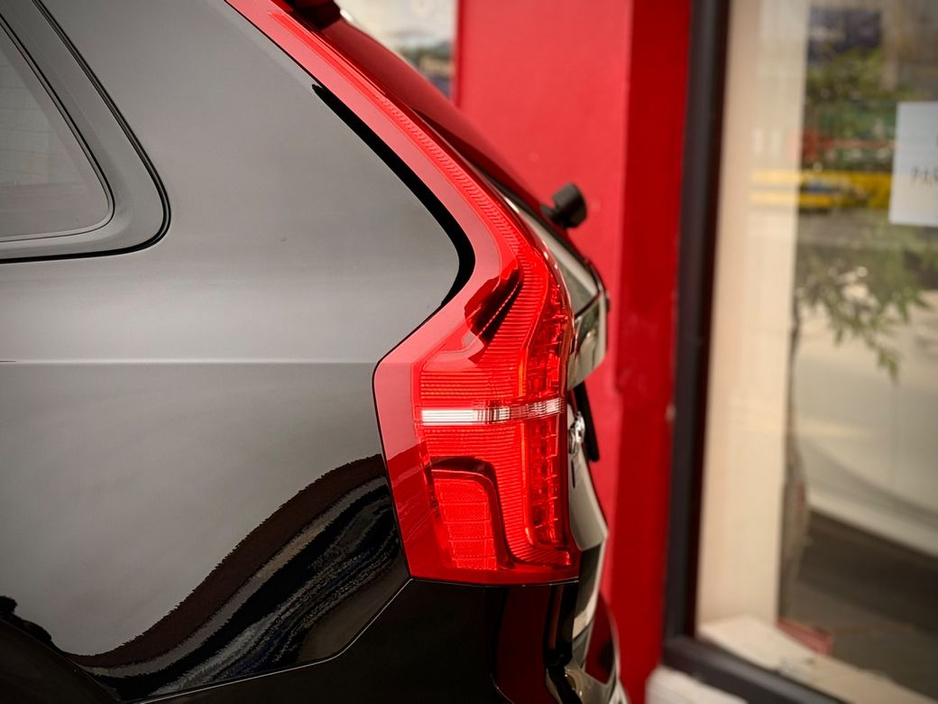 2022 Volvo XC90 - image 28