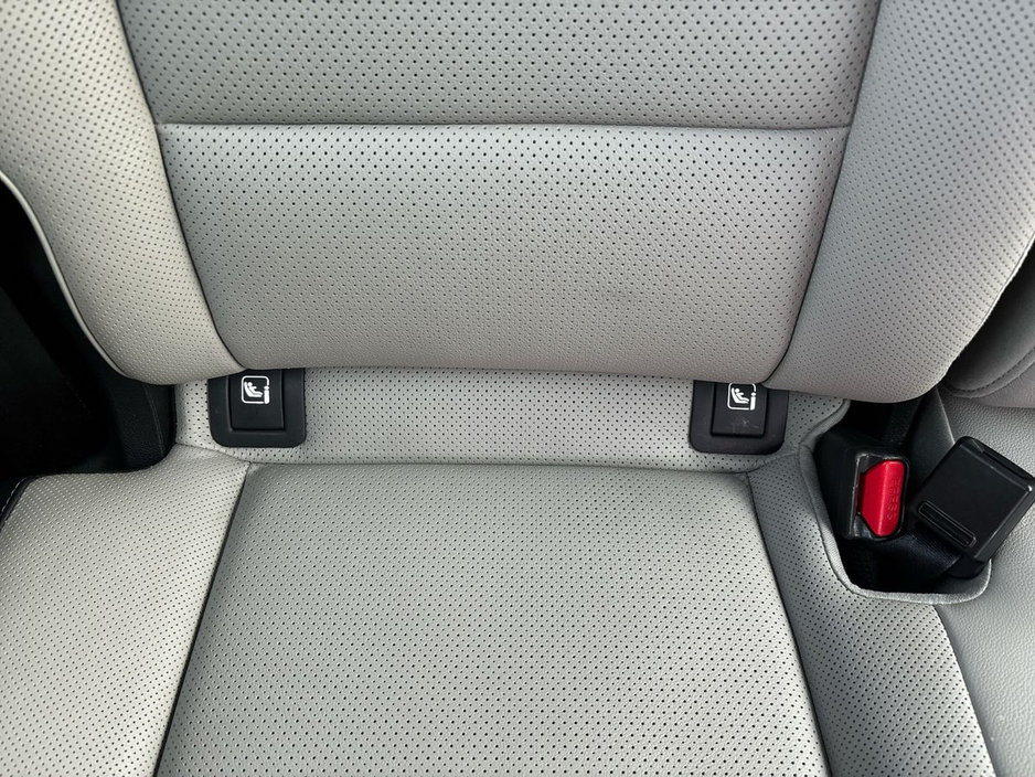 2021 Kia Sportage - image 24