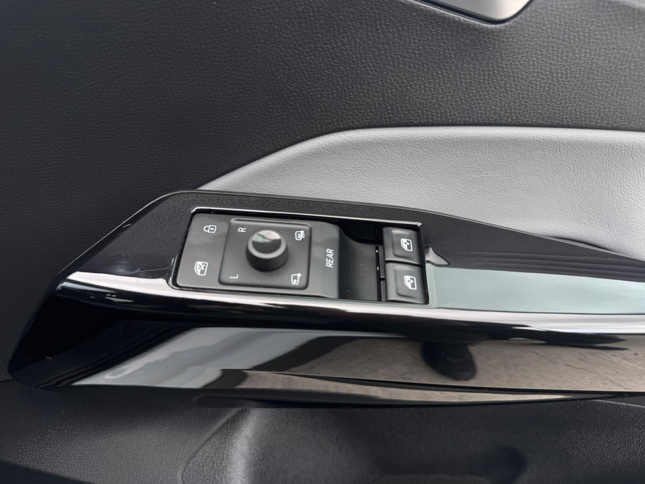 2023 Volkswagen ID.3 - image 27