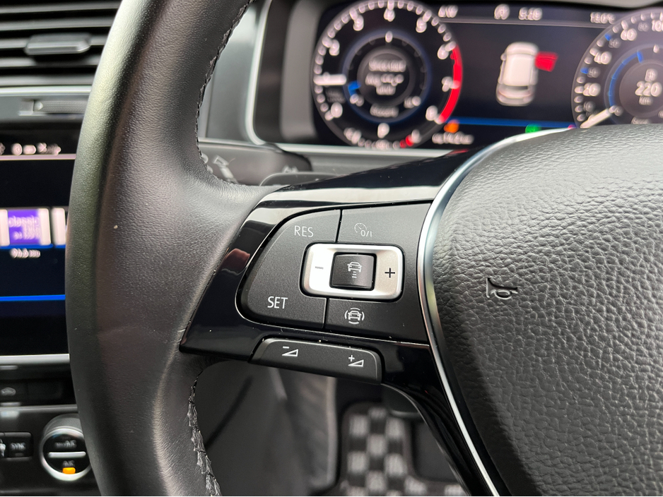 2020 Volkswagen Golf COMFORTLINE AUTOMATIC 1.2 PETROL //ONLY 7348 MILES//REVERSE CAMERA//KEYLESS ENTRY//ADAPTIVE CRUISE CONTROL//BLIND SPOT WARNING// €21,950