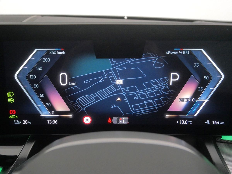 2025 BMW i5 - image 9