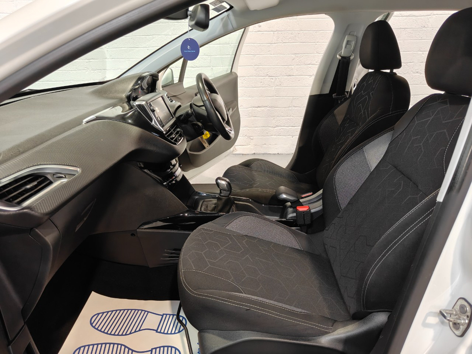 2019 Peugeot 2008 - image 20