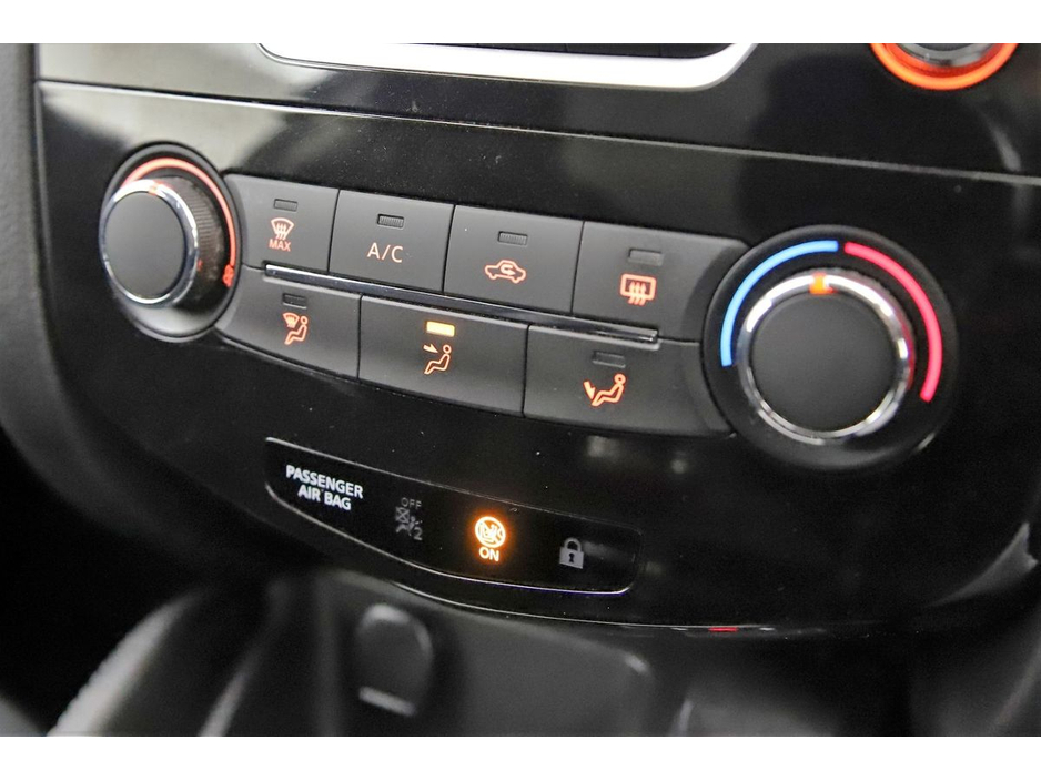 2017 Nissan Qashqai - image 20