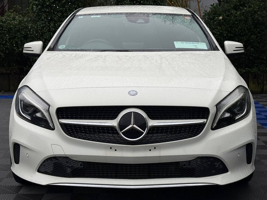 2017 Mercedes-Benz A Class A180 AMG-STYLE 1.6 AUTO // NEW 19" AMG-LINE ALLOYS // REVERSE CAMERA // HEATED HALF LEATHER SEATS €16,900