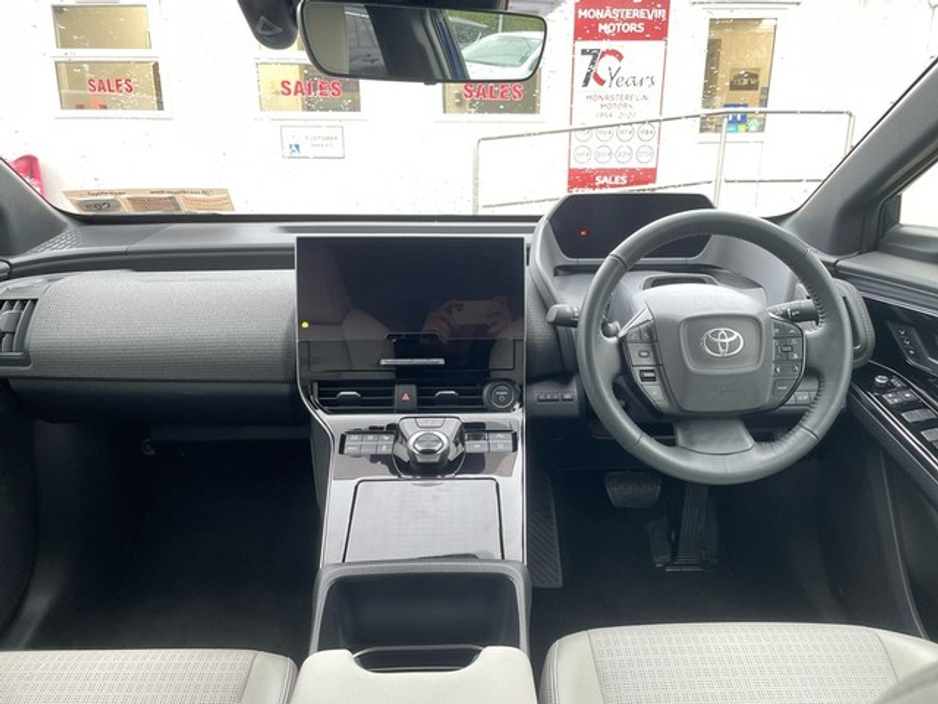 2023 Toyota bZ4X PREMIERE 11K €33,888