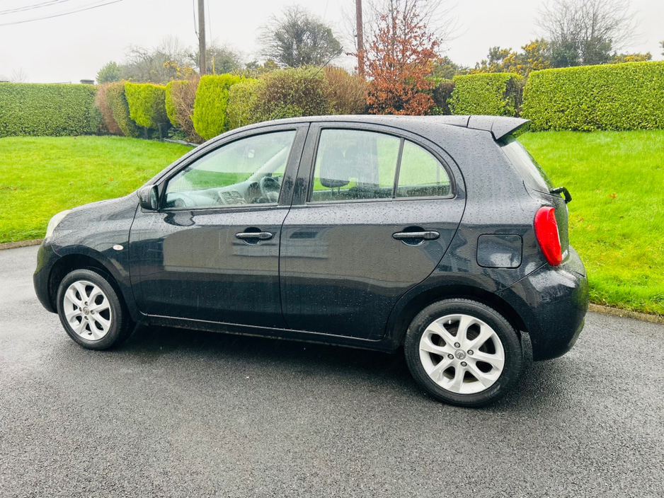 2015 Nissan Micra - image 14