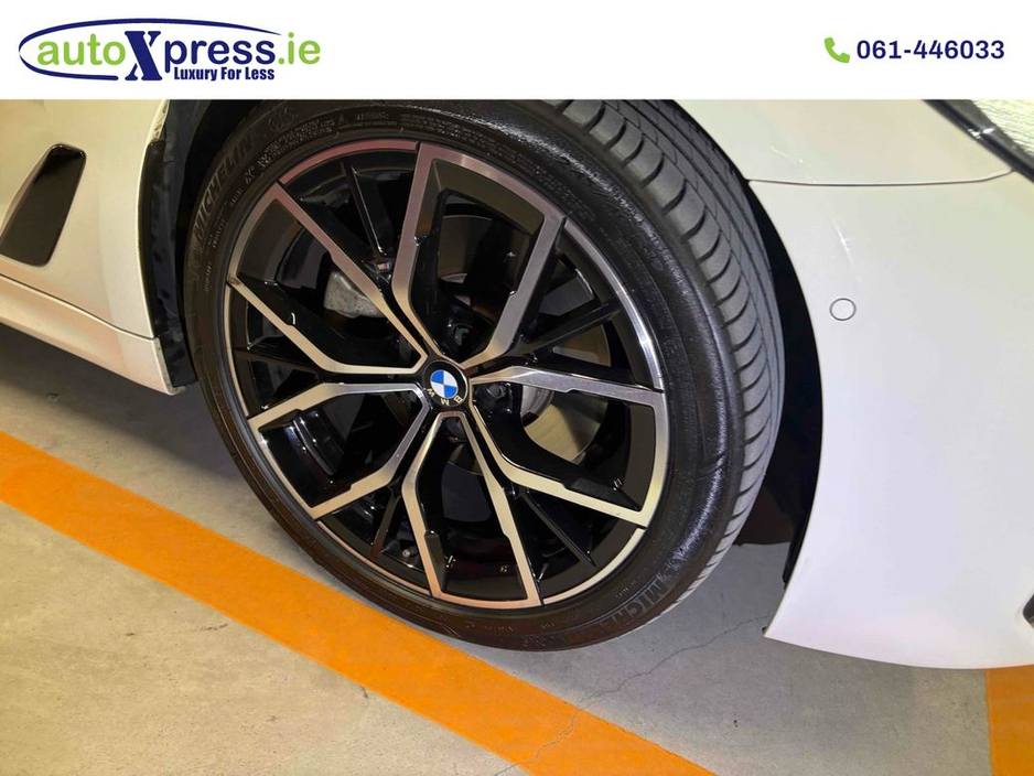 2021 BMW 5 Series M SPORT XDRIVE 523D Automatic, Reversing camera