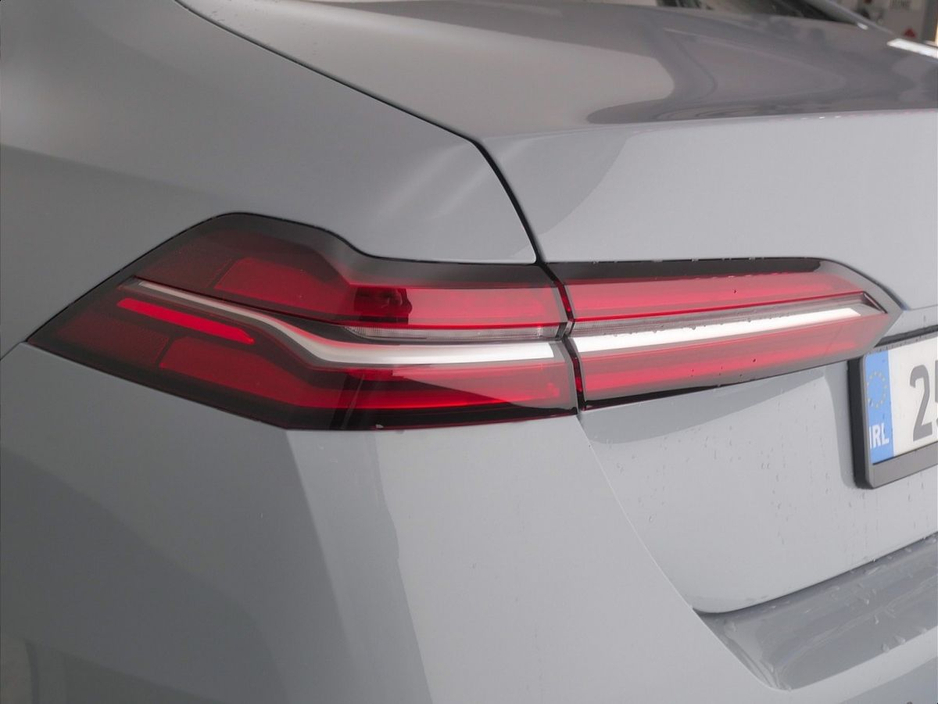 2025 BMW 5 Series 530e M Sport Saloon €72,900