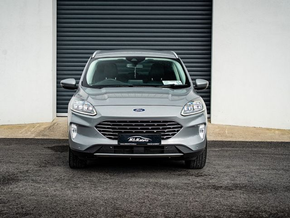 2021 Ford Kuga - image 2