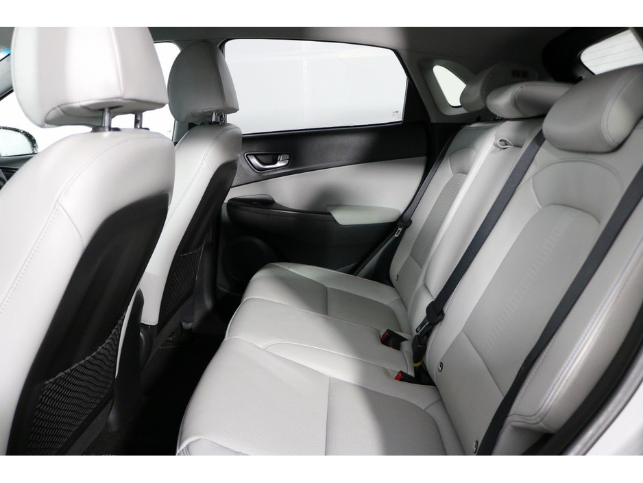 2022 Hyundai Kona ELECTRIC PREMIUM 64 kWh EV €20,995